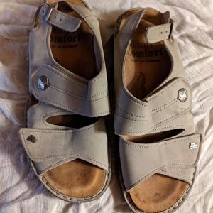 Finn comfort women's tan sandal 38